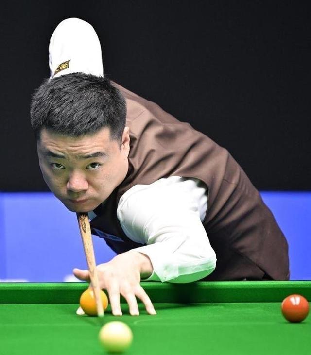 球并拿到领 球并拿到领